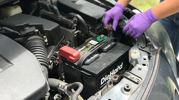 How to remove car battery