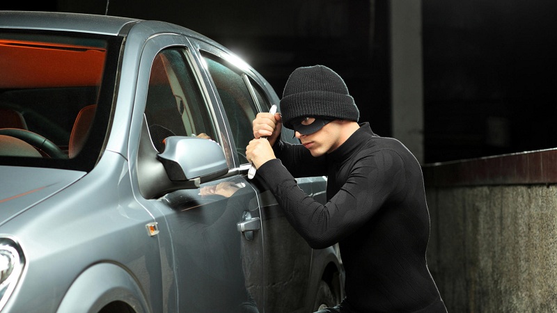 10 very simple tricks to avoid having your car stolen