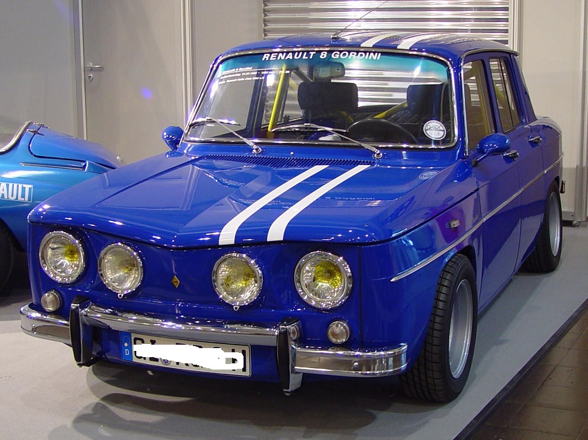 Renault 8 and 8 TS, story of a success