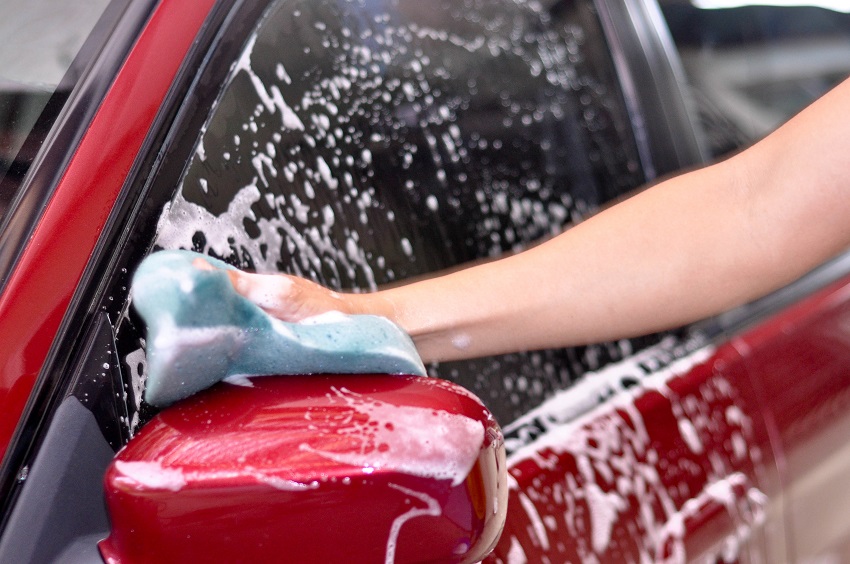 wash the car well