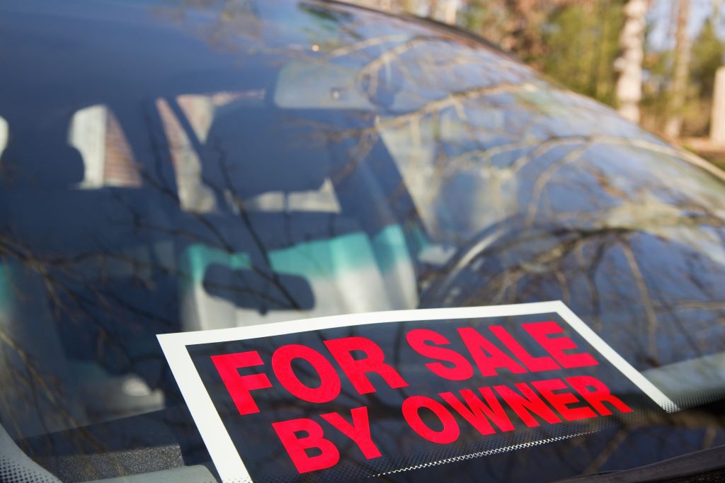 Buy a Car From a Private Seller :Contact the Seller