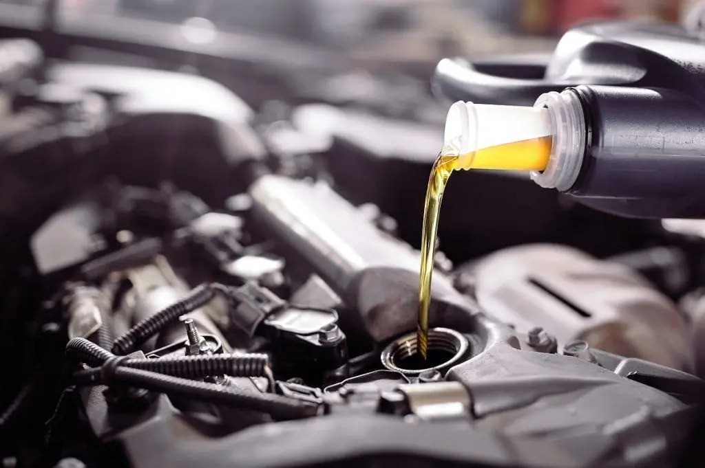 10 Common Truck Oil Change Mistakes (and How to Save Your Rig)