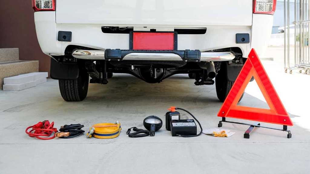 7 Essential Tools Every Truck Owner Should Have for Emergency Repairs